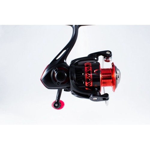 Fire 3000 Spinning Reel Powered By Favorite